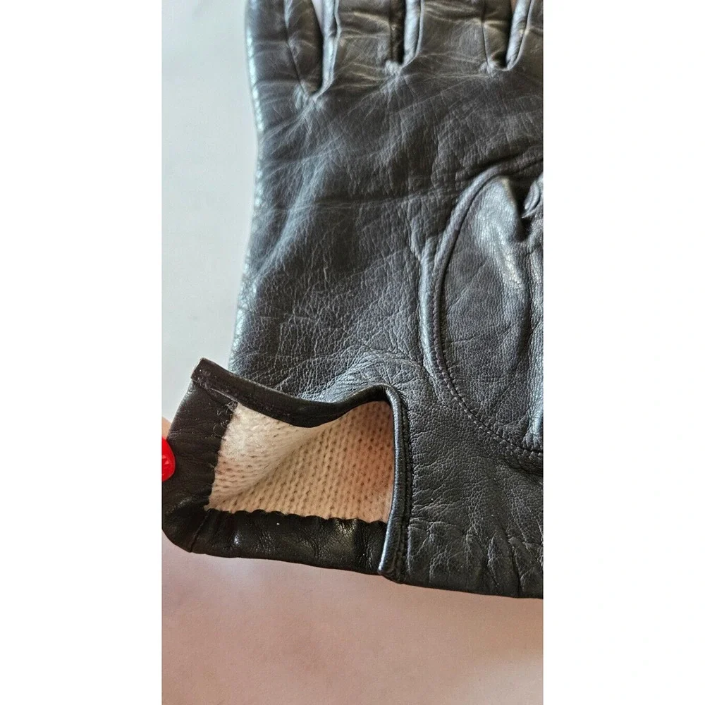 Vintage Womens Hand‎ Gloves Size 7 Black Soft Leather Full Finger Lined 1960s